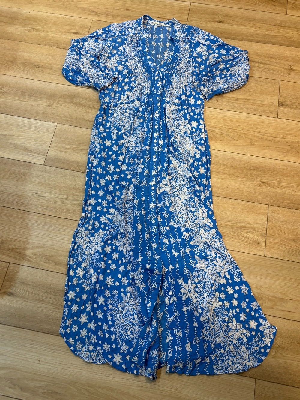 Poupette St Barth Blue White Floral V-Neck Smocked Ruffle Maxi Dress Small S